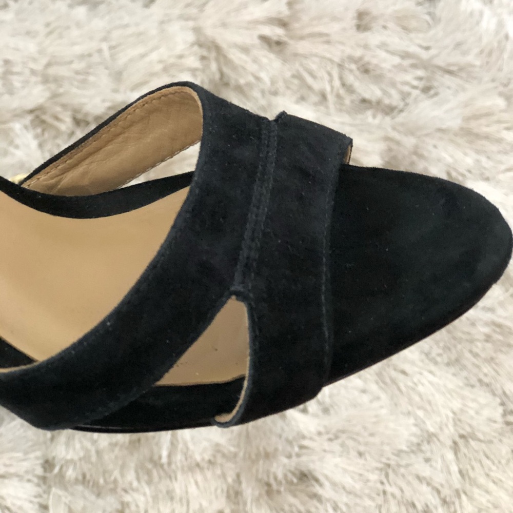 Sandals - Picture 5 of 5